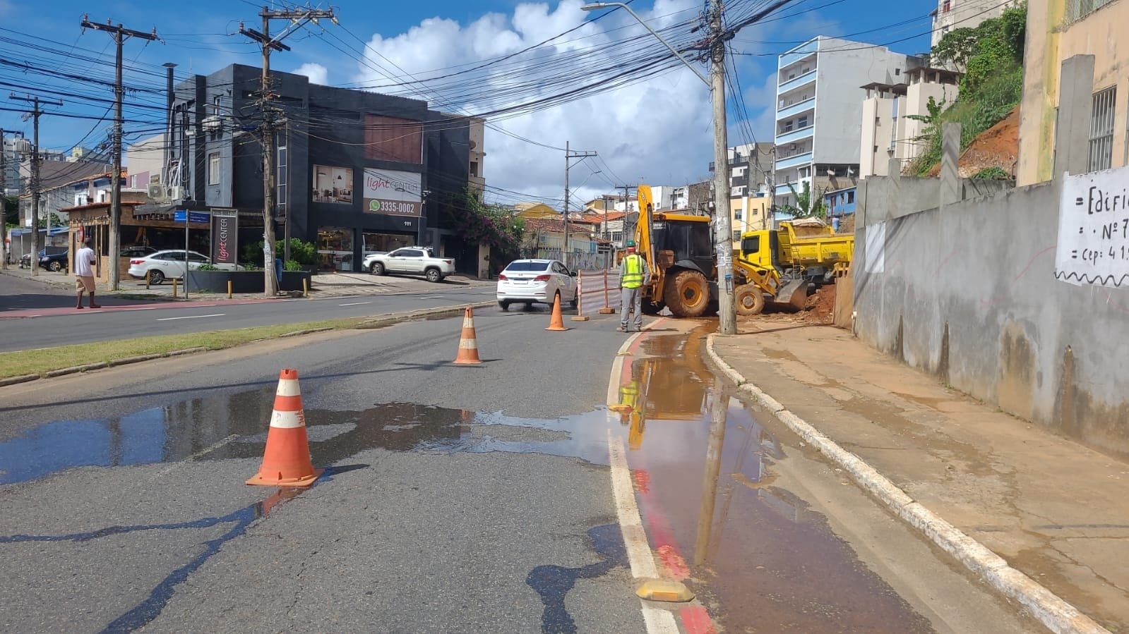 rua conselheiro pedro luiz em obra de enconsta