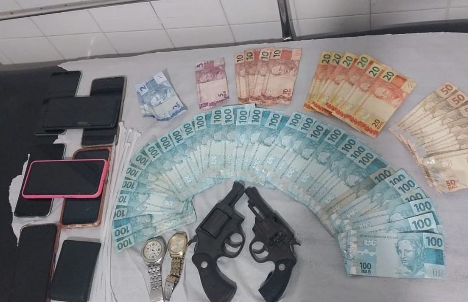 dinheiro e armas &raquo; Gnews Bahia