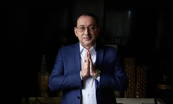 Cientista renomado chega a Salvador e recebe prêmio de Diplomata Humanitário José Roberto / Divulgação