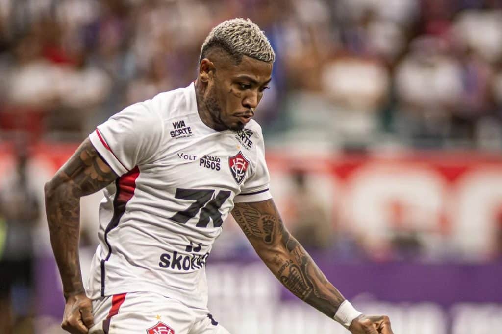 marinho explode contra torcida » Gnews Bahia
