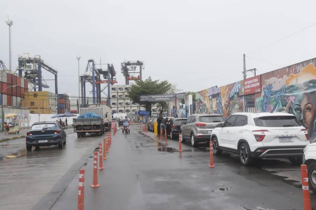 FILA NO FERRY » Gnews Bahia