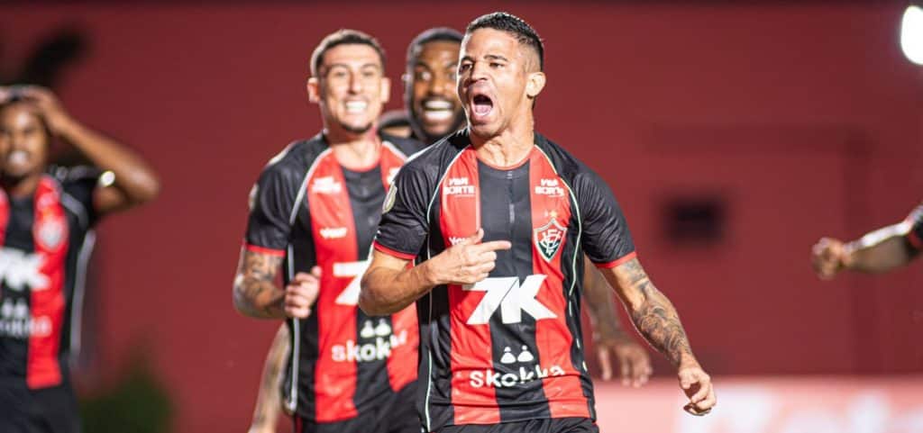 182573pix de aniversario vitoria vence o flamengo e se classifica na copa do brasil 3 » Gnews Bahia