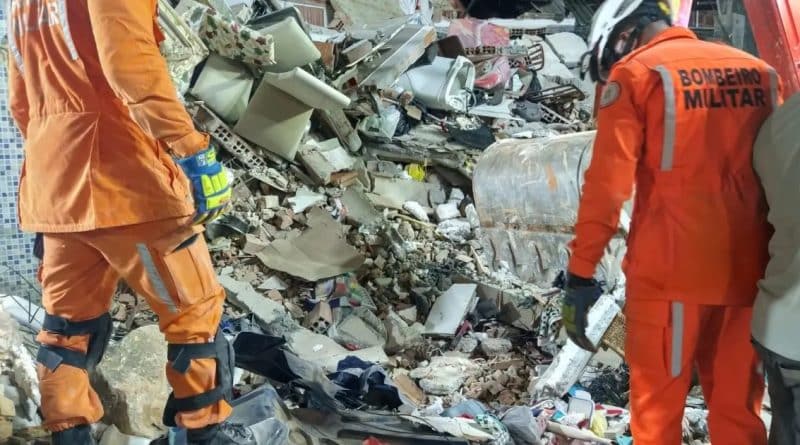 Desabamento Bombeiro » Gnews Bahia