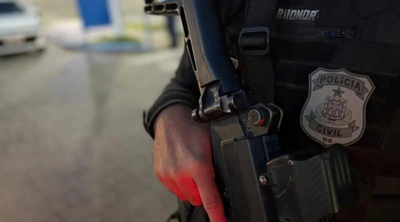 POLICIA ARMADA » Gnews Bahia