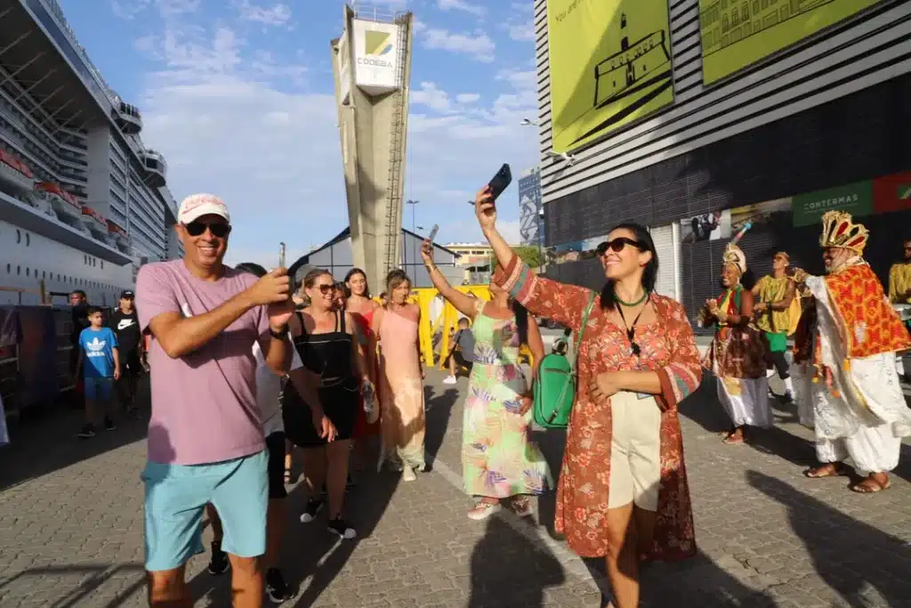 Turistas chegando em Salvador Foto Ascom Setur » Gnews Bahia