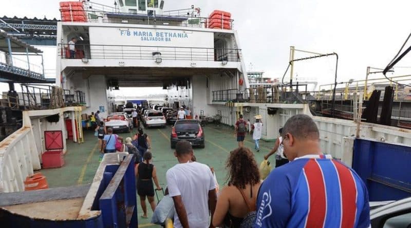 184373ferry boat registra fila moderada nesta terca espera chega a tres horas em salvador 3 » Gnews Bahia