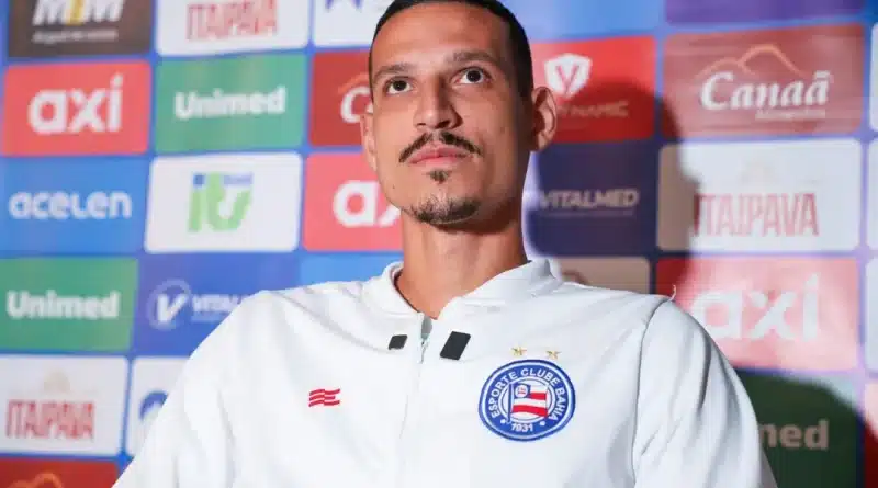 Gabriel Xavier celebra renovacao de contrato e des0130366400202501171855 ScaleDownProportional » Gnews Bahia