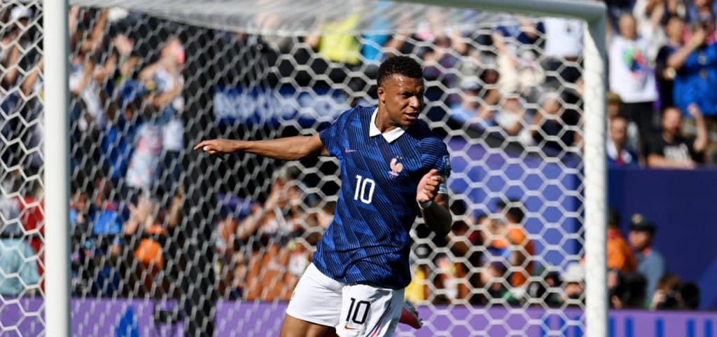 184731com dois gols de mbappe franca vence a suecia por 3 a 0 e garante vaga nas oitavas 3 » Gnews Bahia