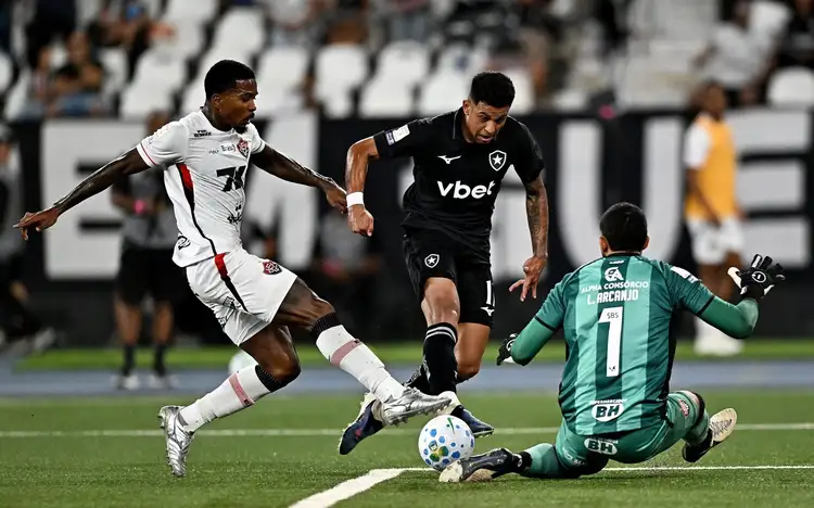 Matheus Martins Lucas Arcanjo Botafogo Vitoria scaled aspect ratio 512 320 » Gnews Bahia