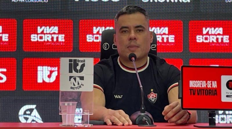186495jair ventura elogia jogo impecavel do vitoria e provoca o adversario tem que estudar mais 3 » Gnews Bahia