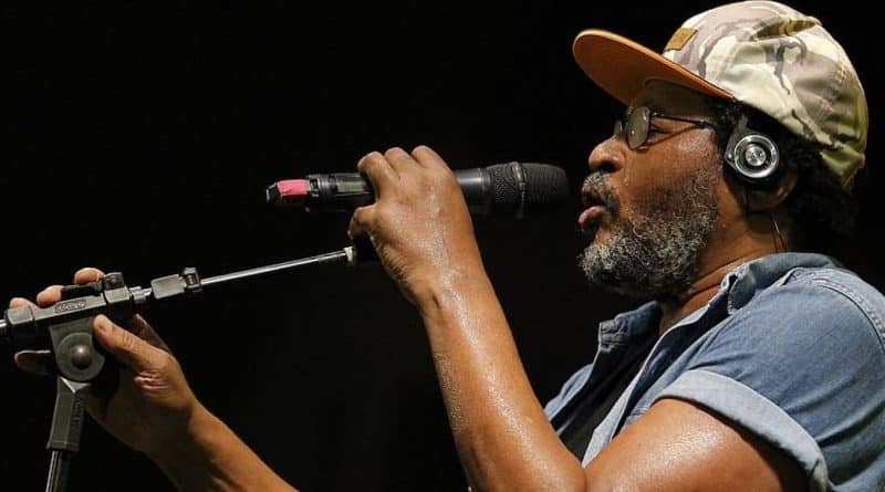 186583edson gomes recebe alta apos seis dias internado na bahia 3 &raquo; Gnews Bahia