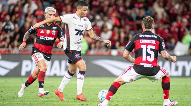 186586vitoria nao resiste pressao e perde para o flamengo no maracana pelo brasileiro 3 » Gnews Bahia