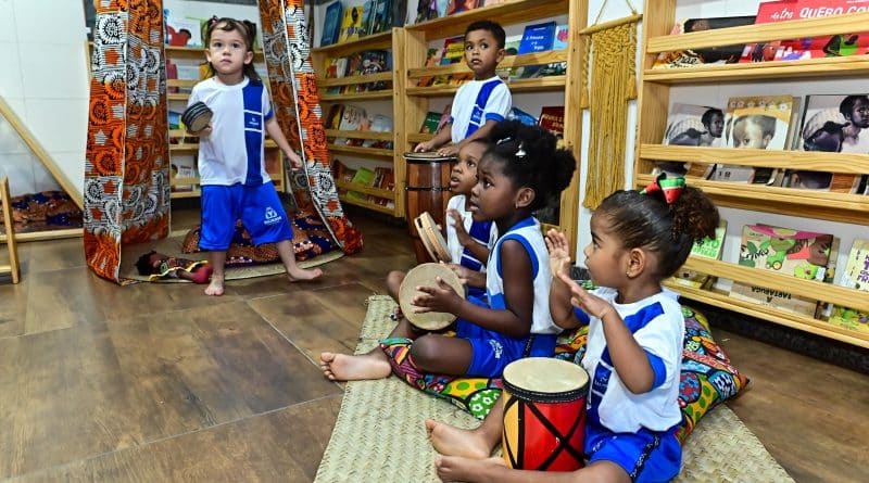 Crianca no samba &raquo; Gnews Bahia