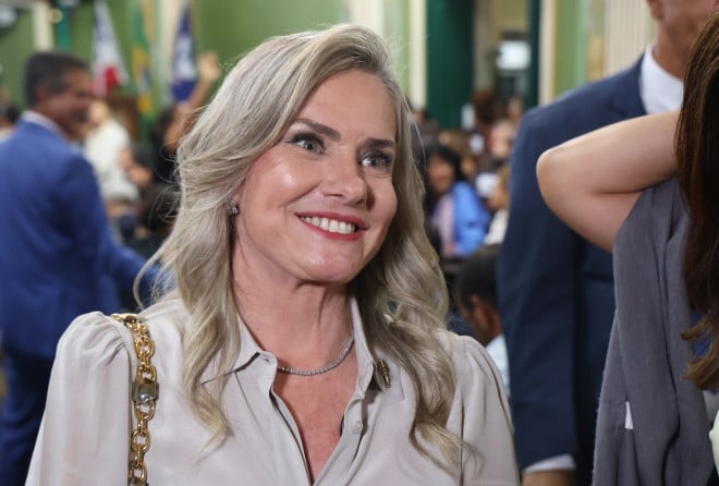IVANA NA CAMARA &raquo; Gnews Bahia