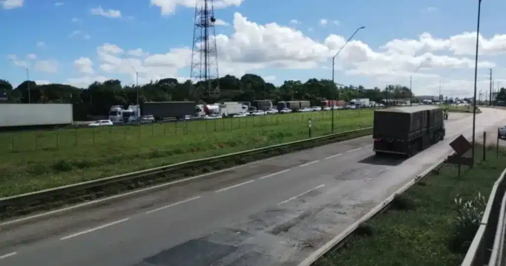 BR 324 &raquo; Gnews Bahia