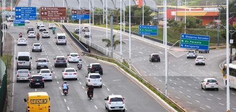 CARRROS NA RUA &raquo; Gnews Bahia