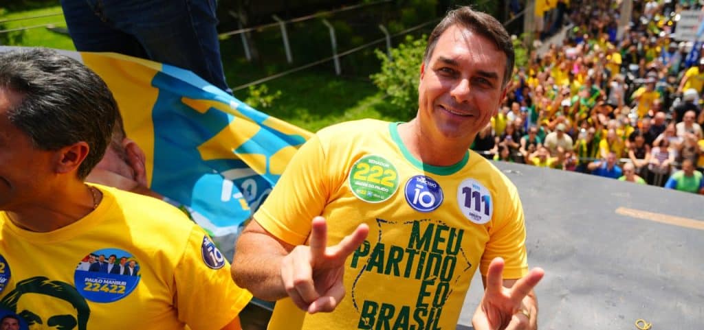 189854flavio bolsonaro reune acm neto joao roma e nikolas ferreira em comicio neste sabado no farol da barra 3 » Gnews Bahia