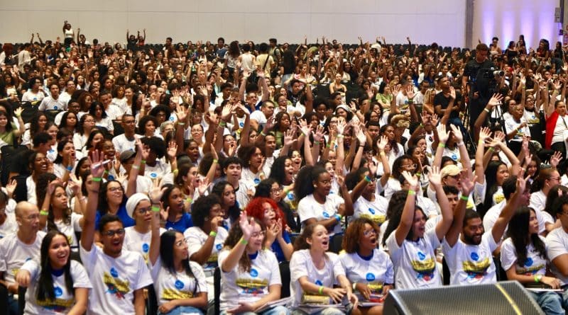 Mega Aulão IngreSSAr reúne cerca de 4 mil estudantes no Centro de Convenções em preparação para o Enem